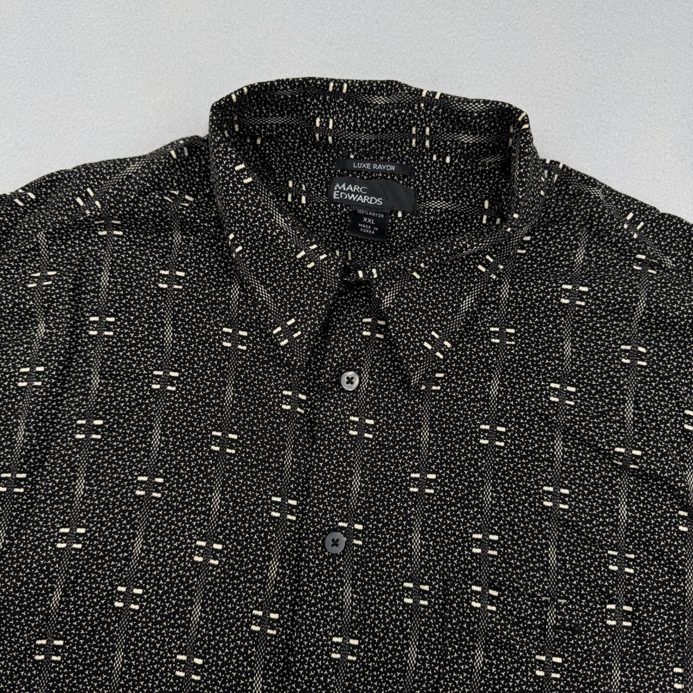Y2K Marc Edwards Luxe Rayon Mens XXL Black Geometric Short Sleeve Button Down